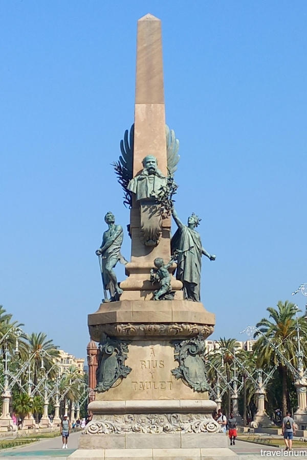 Monument to Francesc de Paula Rius i Taulet, a former mayor of Barcelona and key organizer of the 1888 Barcelona Universal Exposition